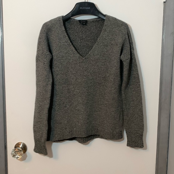 Theory Grey Sweater - Picture 1 of 5